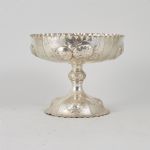 1668 2017 BOWL WITH FOOT